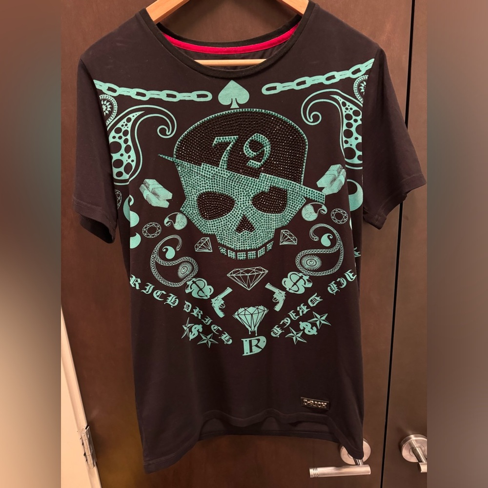 D - Rich Clothing